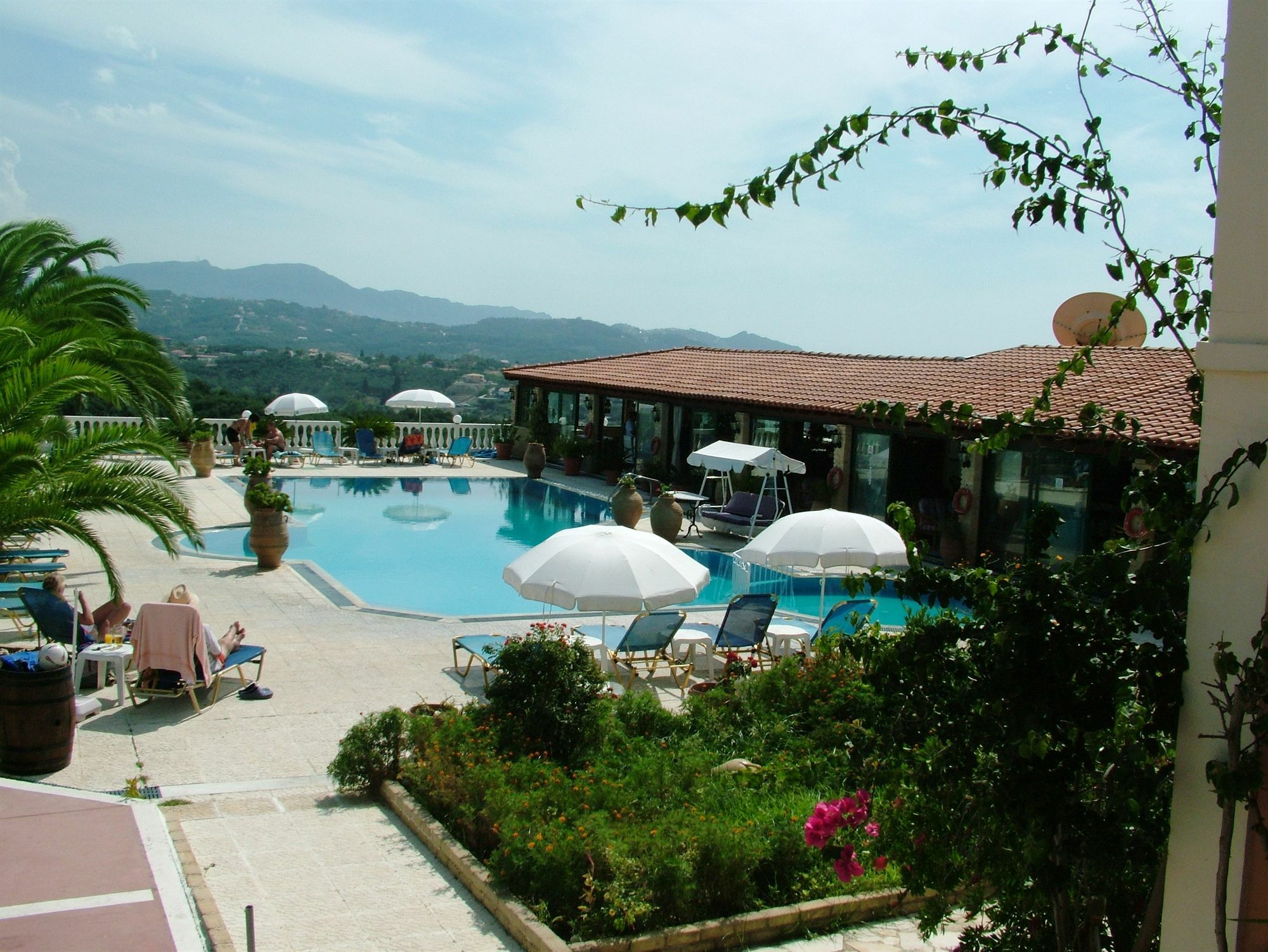 Nikos&Katerina Studios Agios Stefanos Avliotes  Exterior foto